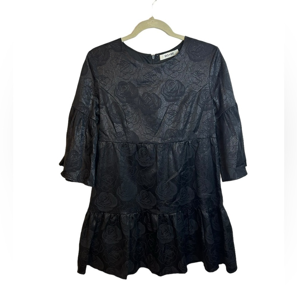 DO+BE FLORAL BLACK METALLIC TIERED MINI DRESS